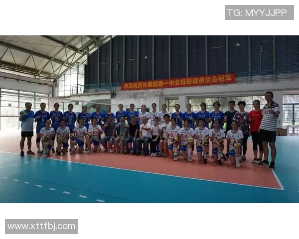 深圳排球队在世界锦标赛中的灵活表现与战术创新分析 深圳排球队在世界锦标赛中的灵活表现与战术创新分析